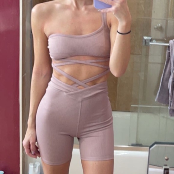 New with tags! For Love and Lemons Ribbed Chloe sports bra - Picture 5 of 5